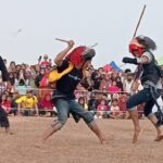 Kemarau Panjang, Warga Gumelem Wetan Banjarnegara Gelar Ritual Ujungan Minta Hujan